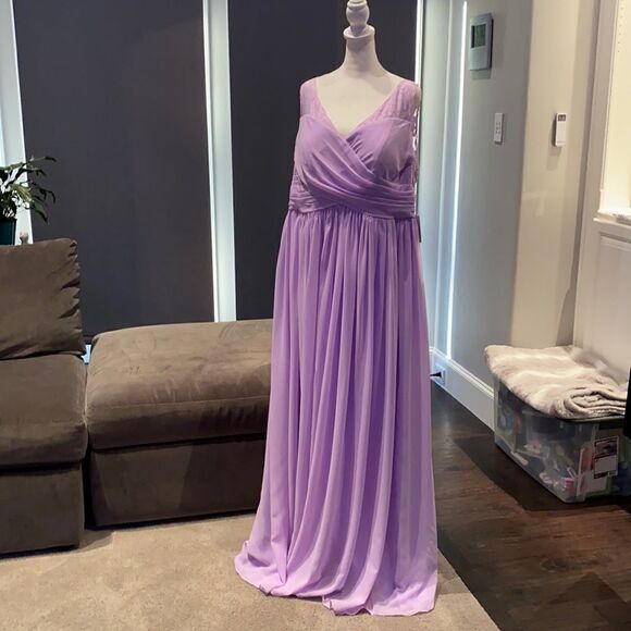 Women’s A-Line V-Neck Chiffon Prom Formal or Bridesmaid Dress Size 18W NWT - Picture 1 of 8
